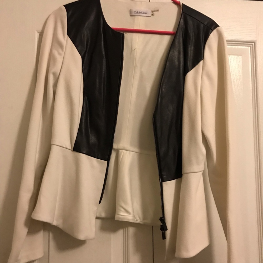CALVIN KLEIN WHITE AND LEATHER BLAZER